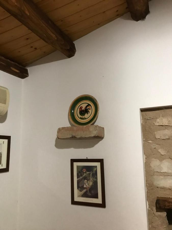 A Casa Di Peppino Villa Greco Tindari Eksteriør billede