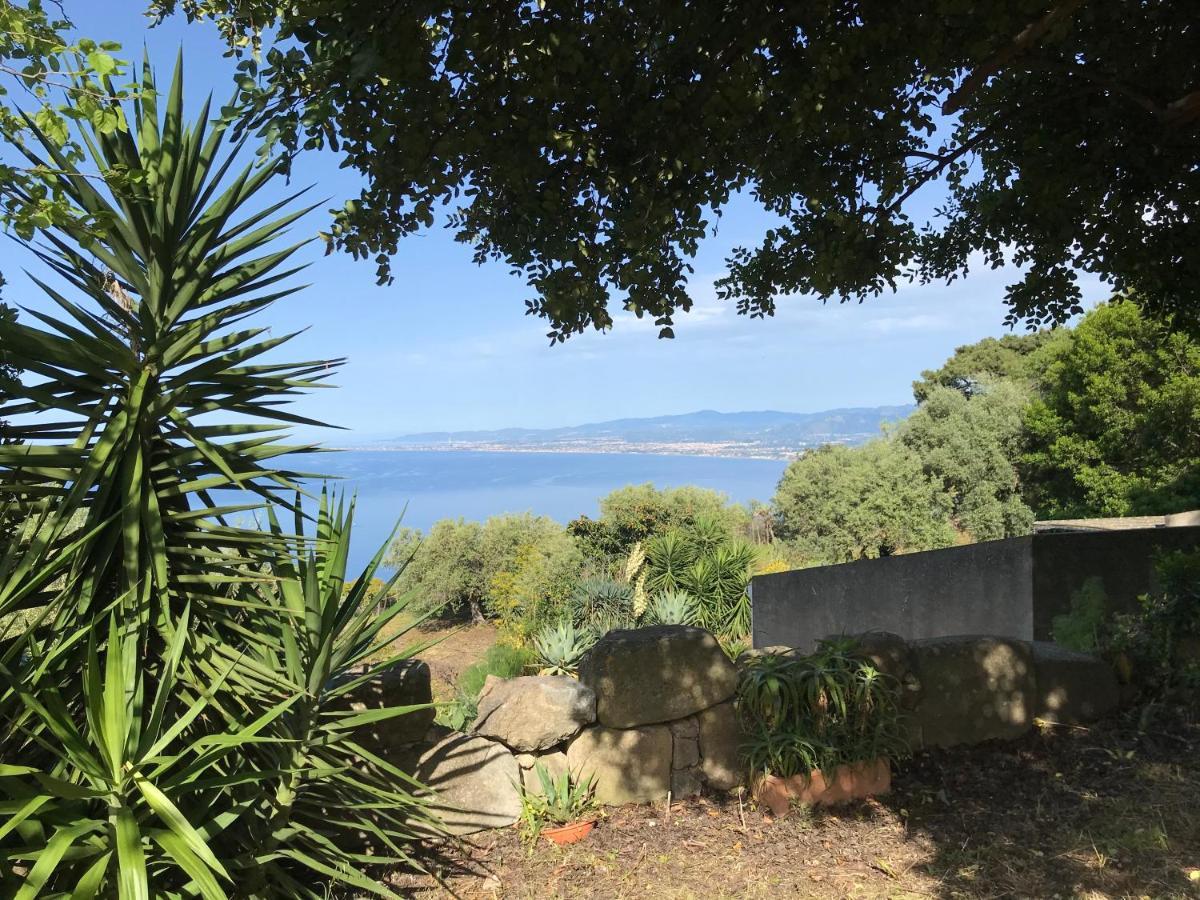 A Casa Di Peppino Villa Greco Tindari Eksteriør billede