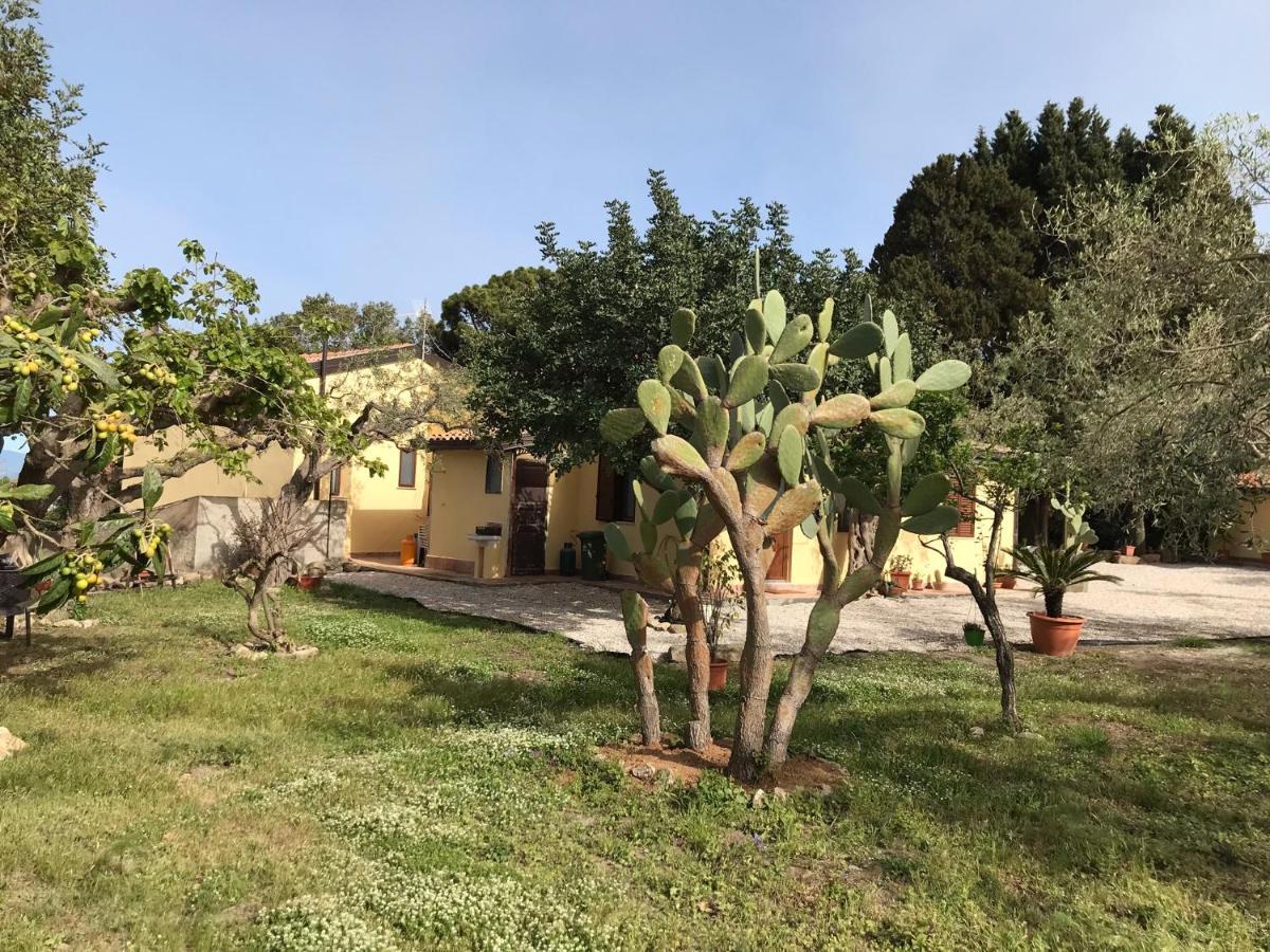 A Casa Di Peppino Villa Greco Tindari Eksteriør billede