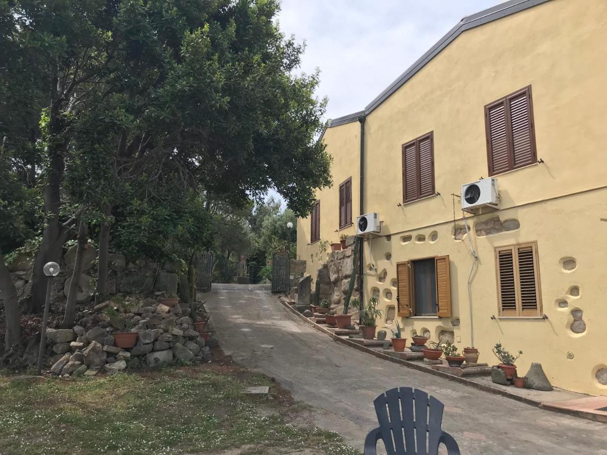 A Casa Di Peppino Villa Greco Tindari Eksteriør billede