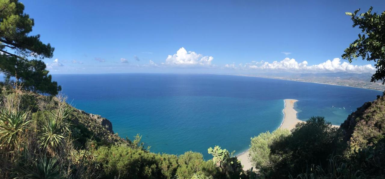 A Casa Di Peppino Villa Greco Tindari Eksteriør billede