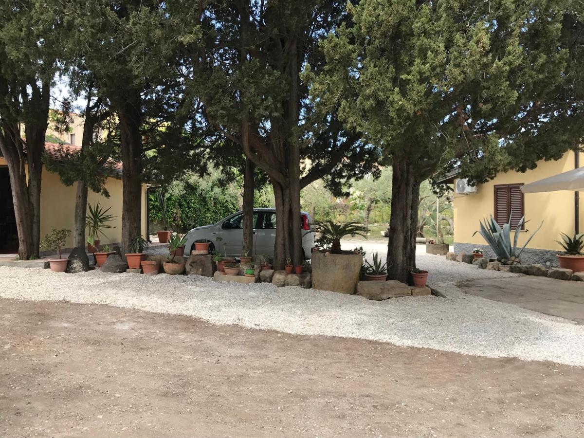 A Casa Di Peppino Villa Greco Tindari Eksteriør billede